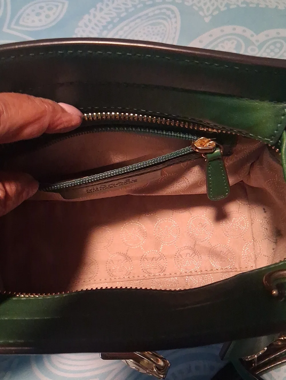 Michael Kors Emerald Green Leather Small Satchel w/Goldtone Lock & Key  (NWOT)